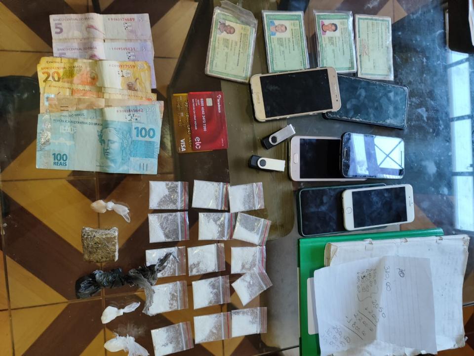 Foto 3 de 6 — Operação de combate ao crime organizado cumpre mandados de prisão e apreensão em Araraquara